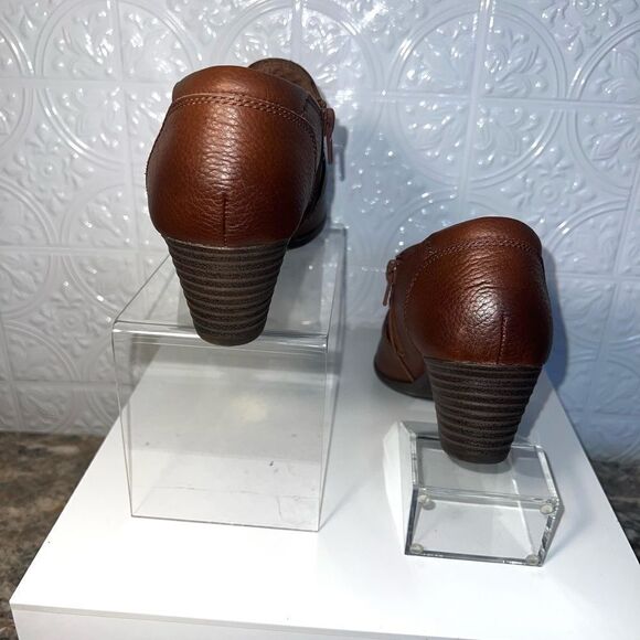 NWOB Authentic Clarks Valarie 2 - Picture 4 of 5